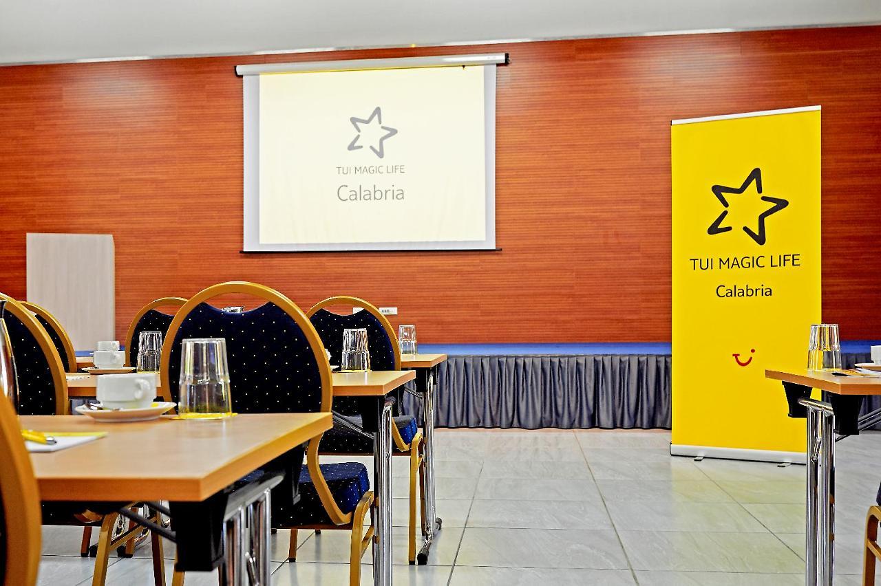 Hotel TUI MAGIC LIFE Calabria Pizzo  Exterior foto